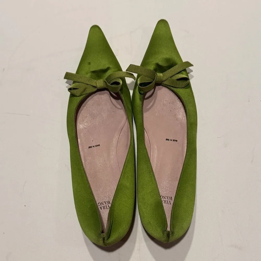 Vera Wang Olive Green Flats with Bow